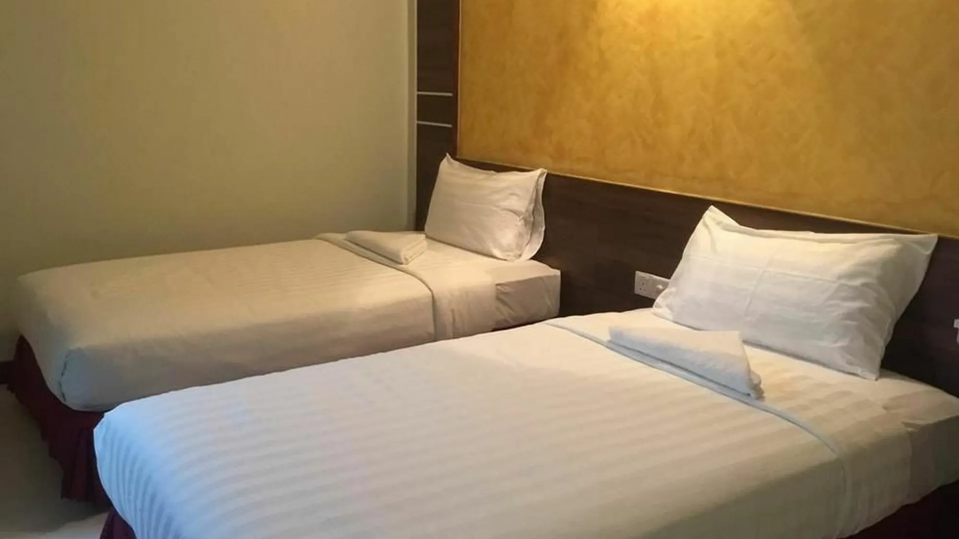 Golden Night Hotel Subang Jaya