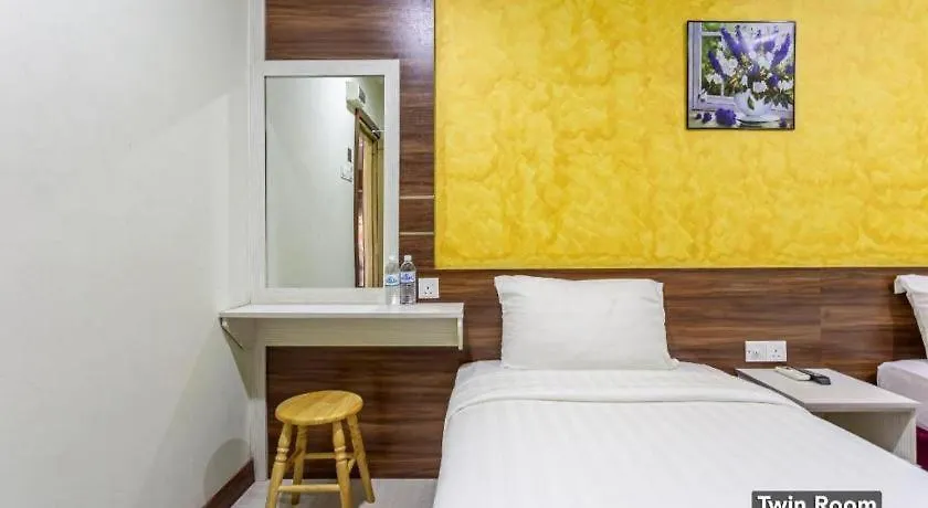 **  Golden Night Hotel Subang Jaya Malaysia