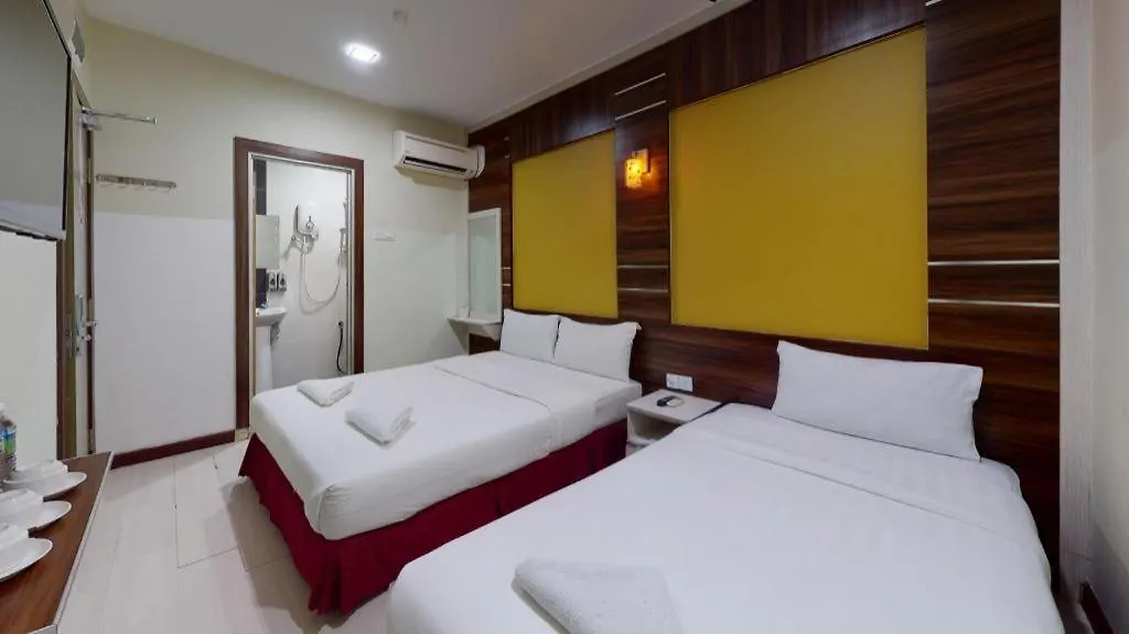 Golden Night Hotel Subang Jaya 2*,
